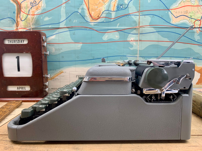 1954 Hermes 2000