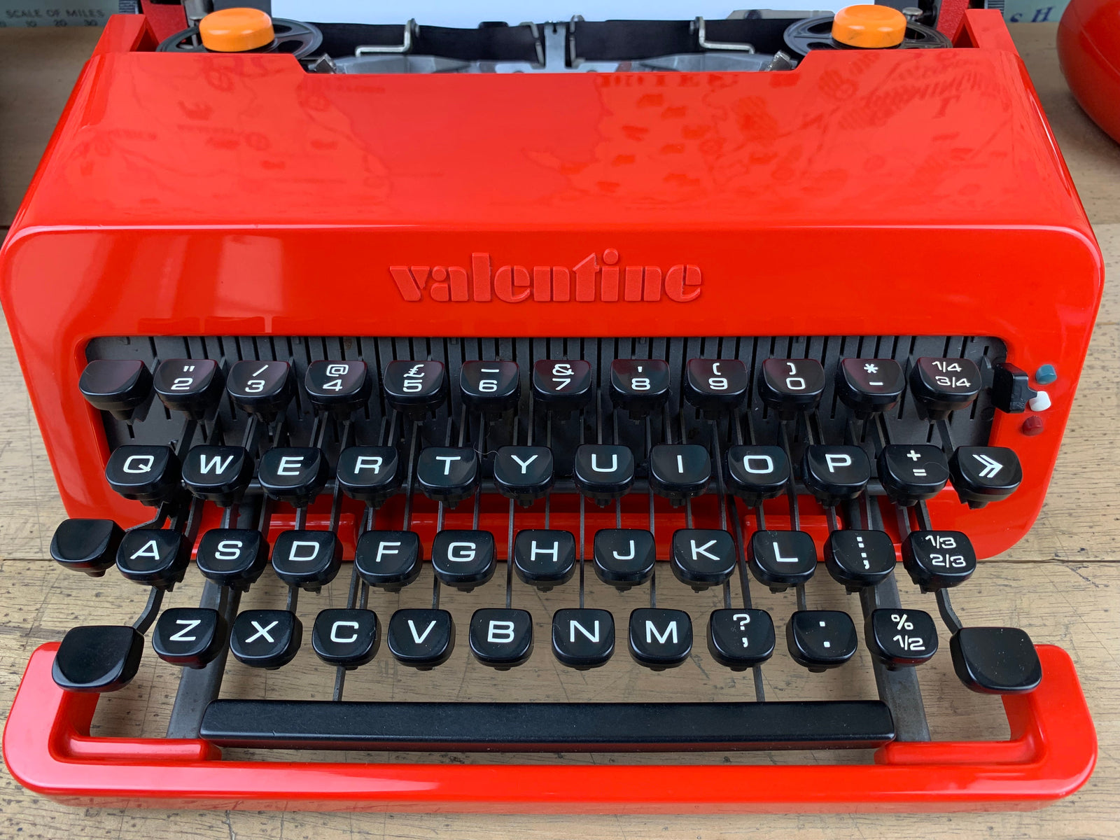 1969 Olivetti Valentine – Charlie Foxtrot